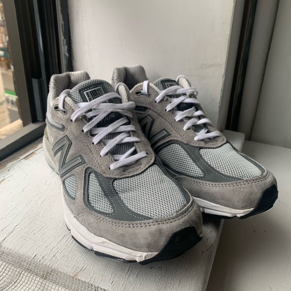 New Balance 990